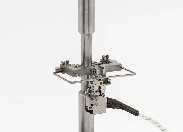 Высокотемпературные поперечные экстензометры (700 °C) – модель 7675